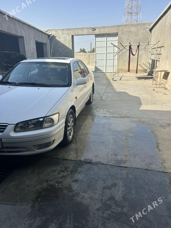 Toyota Camry 2001 - 240 000 TMT - Baýramaly - img 2