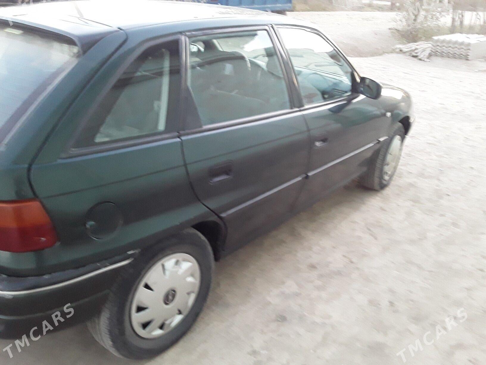 Opel Astra 1995 - 42 000 TMT - Şabat etr. - img 3