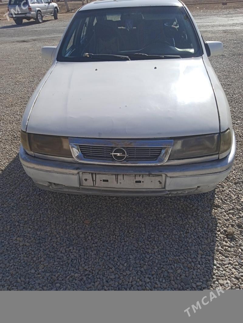 Opel Vectra 1992 - 21 000 TMT - Бахарден - img 4