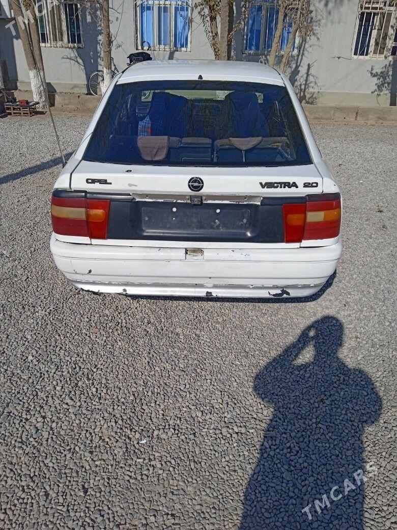 Opel Vectra 1992 - 21 000 TMT - Бахарден - img 2