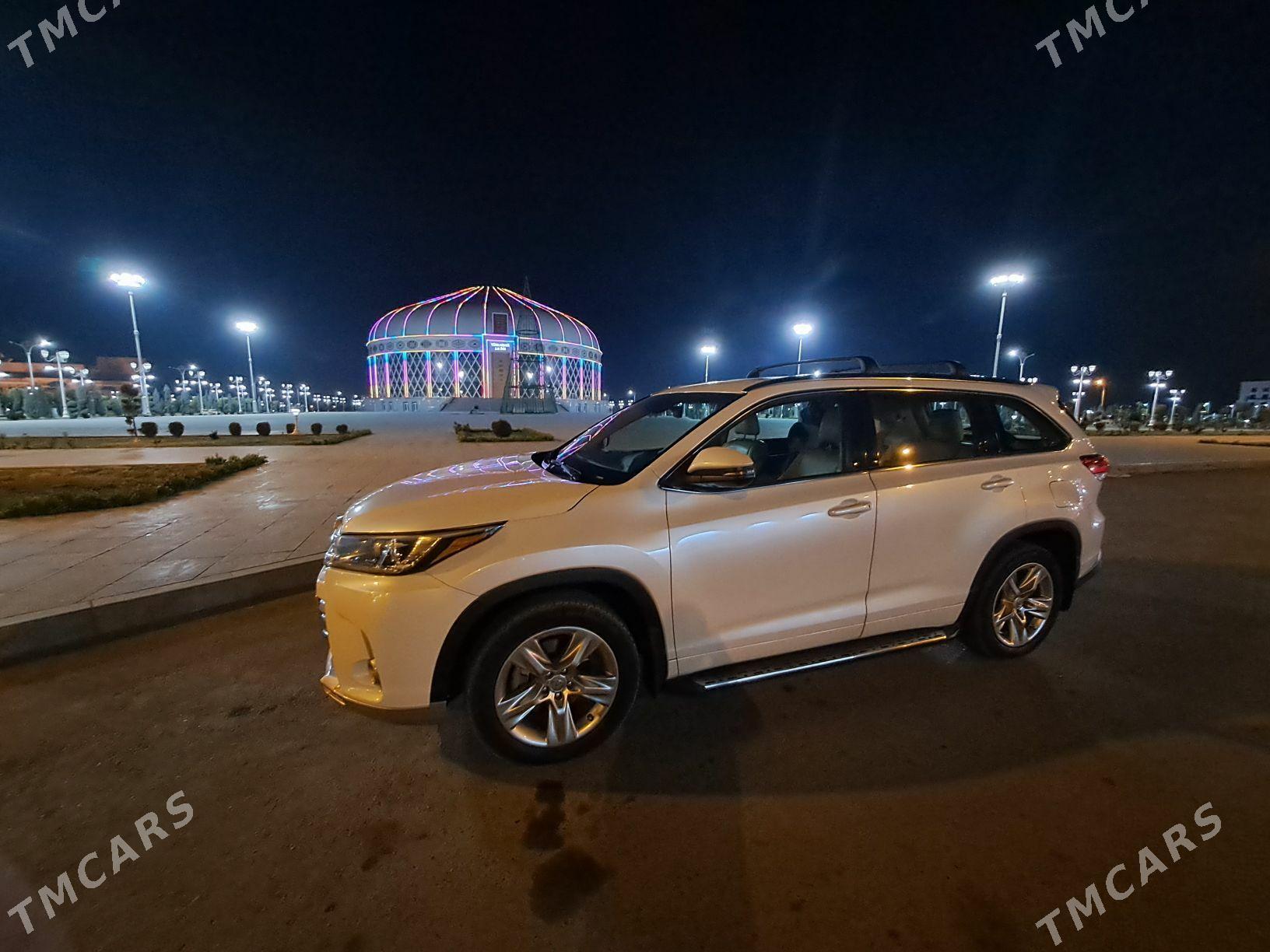 Toyota Highlander 2019 - 470 000 TMT - Türkmenabat - img 1