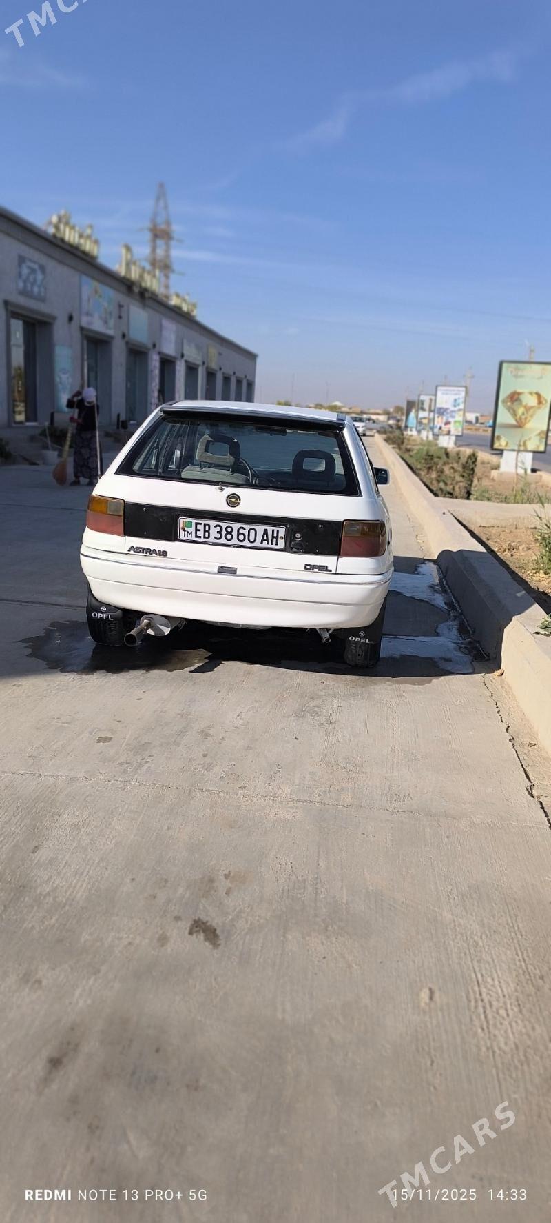 Opel Astra 1993 - 26 000 TMT - Теджен - img 3