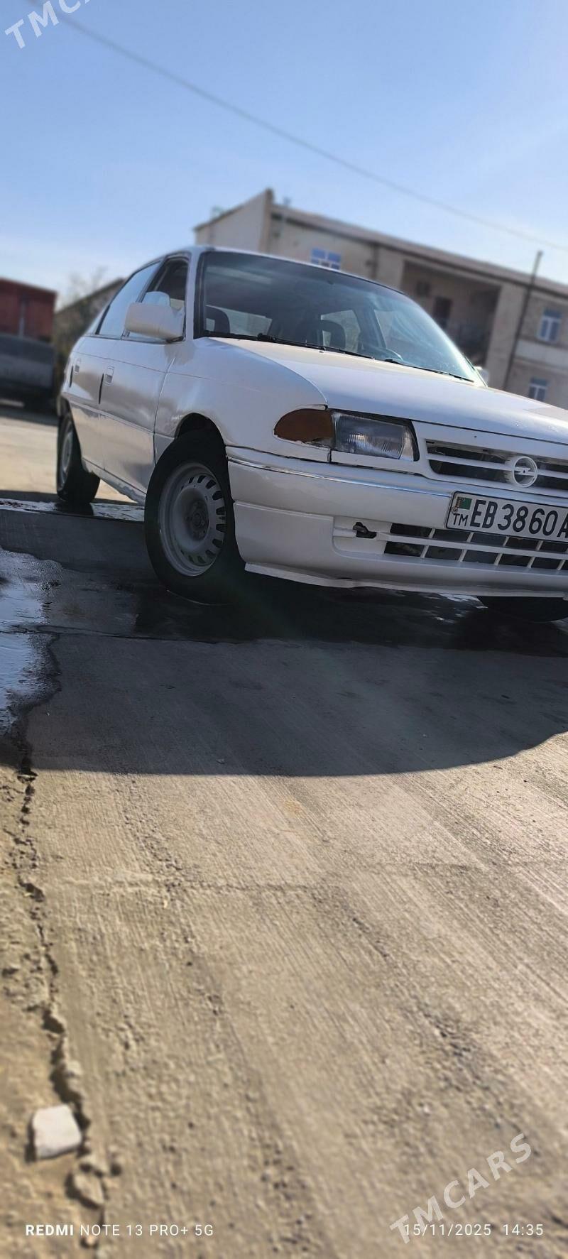 Opel Astra 1993 - 26 000 TMT - Теджен - img 6