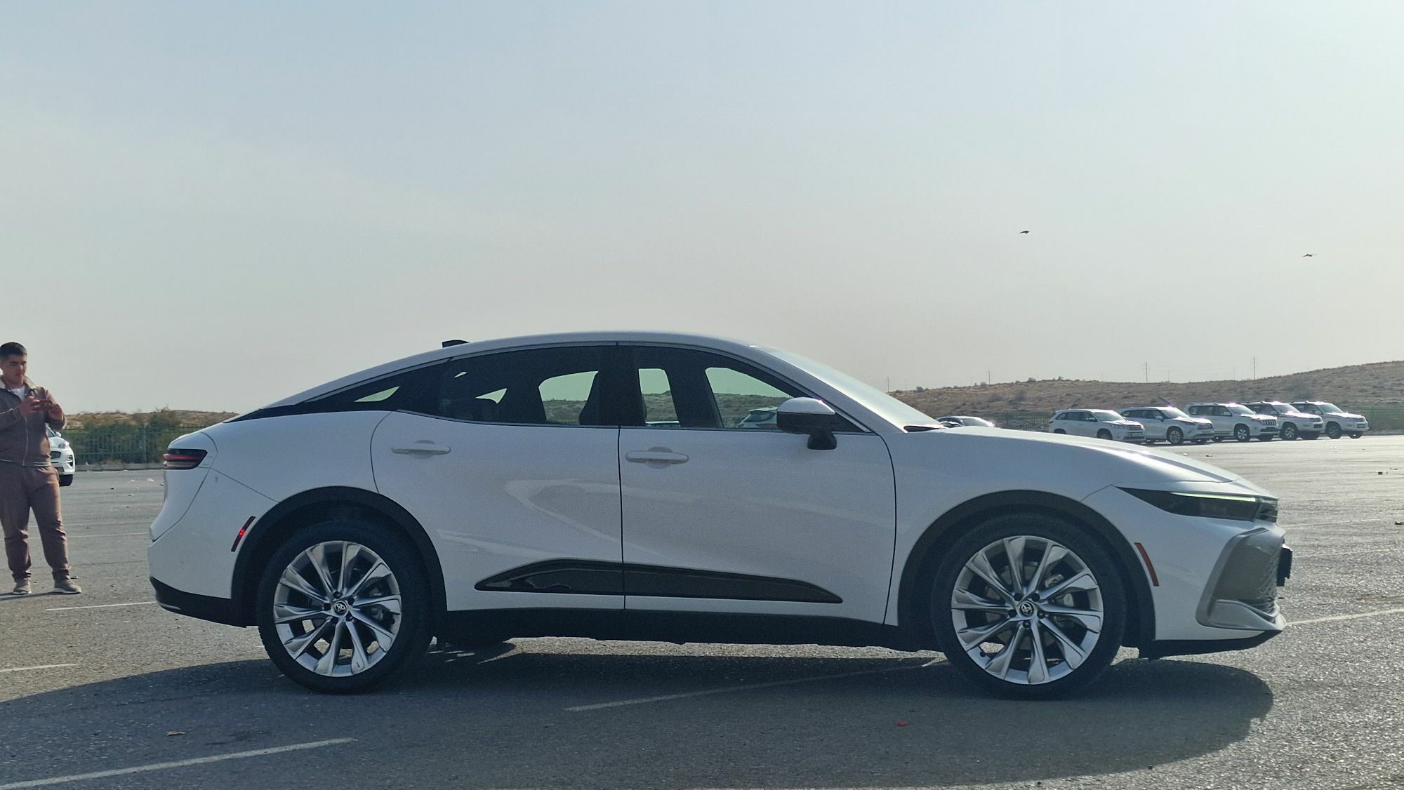 Toyota Crown 2023 - 525 000 TMT - Ашхабад - img 2