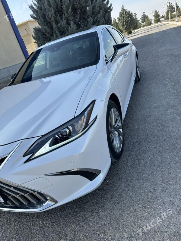 Lexus ES 350 2019 - 460 000 TMT - Кака - img 6