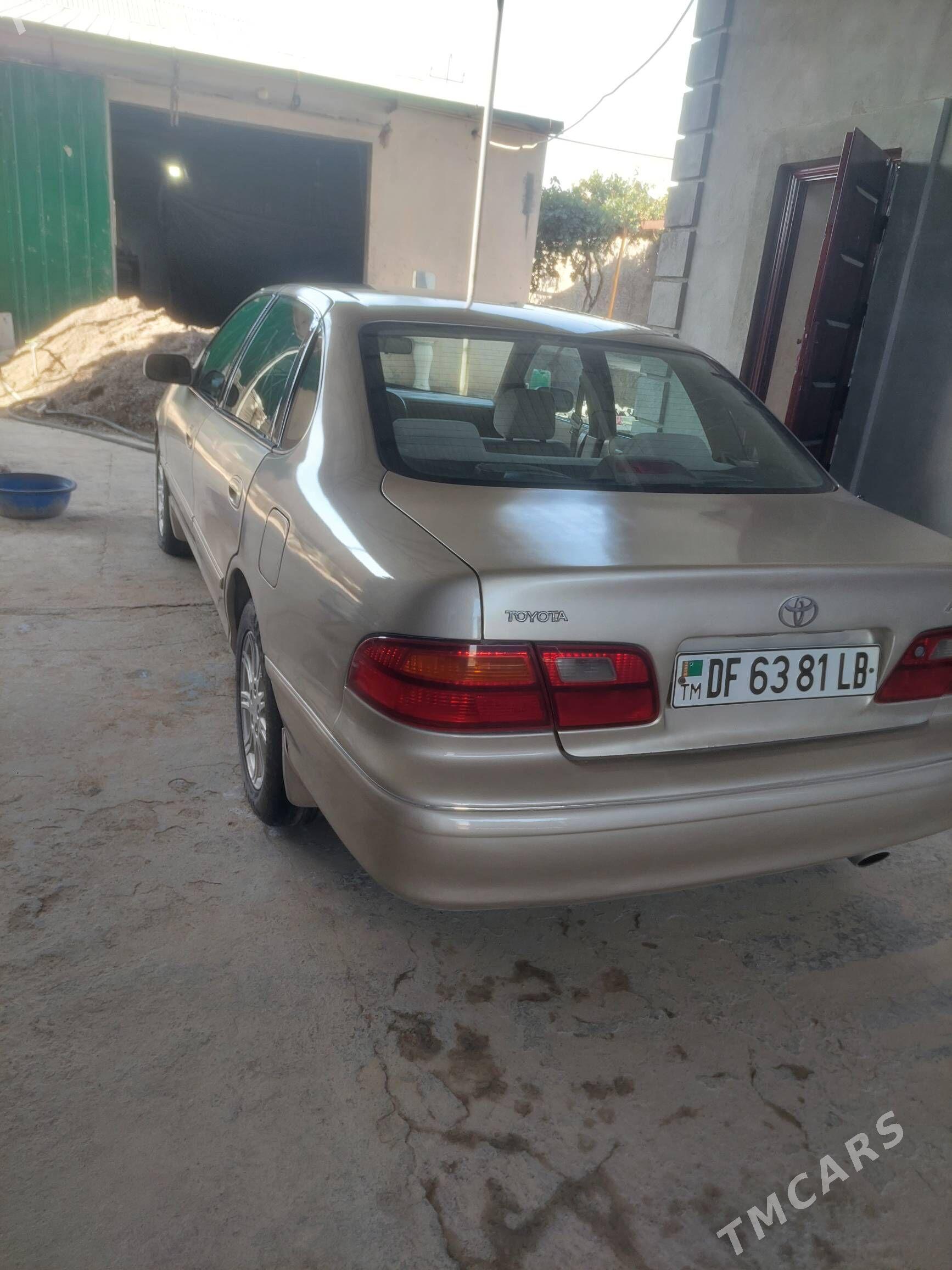 Toyota Avalon 1996 - 120 000 TMT - Магданлы - img 1