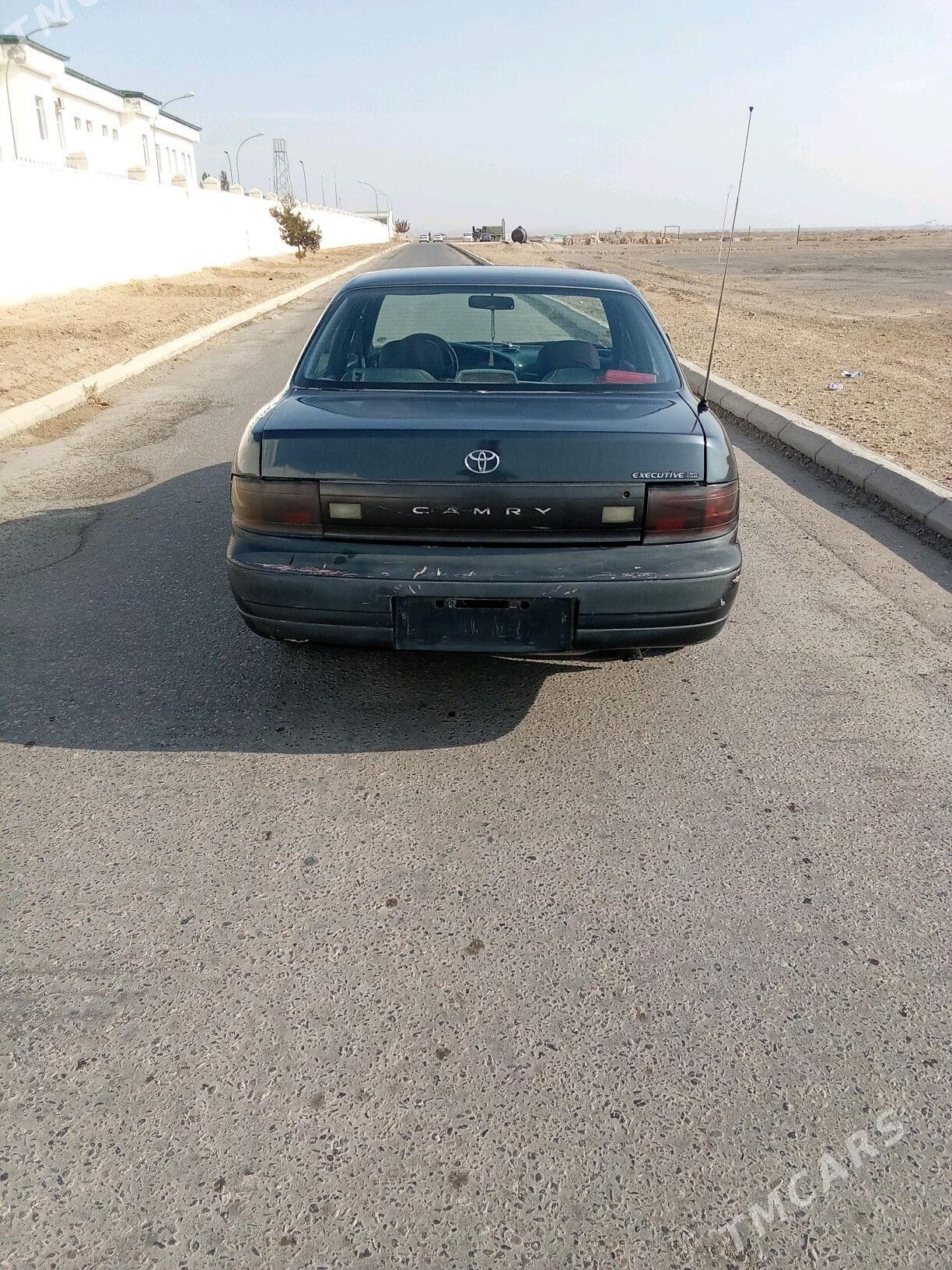 Toyota Camry 1992 - 80 000 TMT - Газаджак - img 2