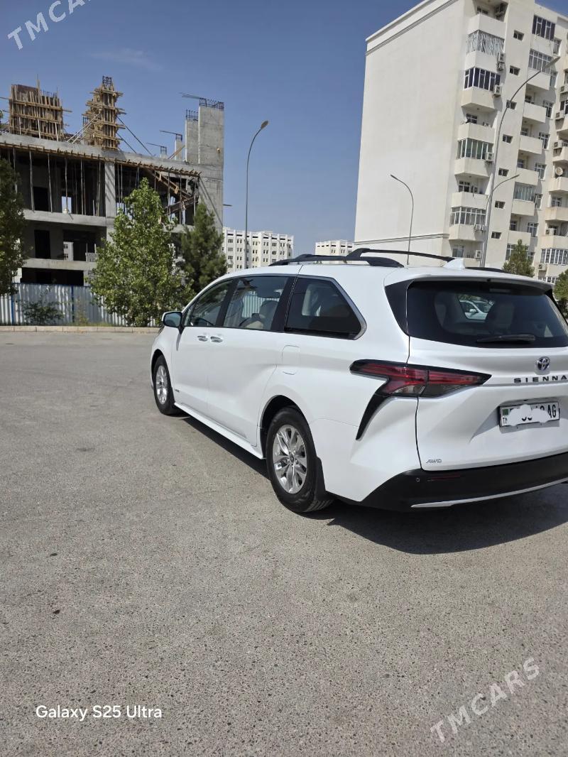 Toyota Sienna 2021 - 462 000 TMT - Ашхабад - img 4