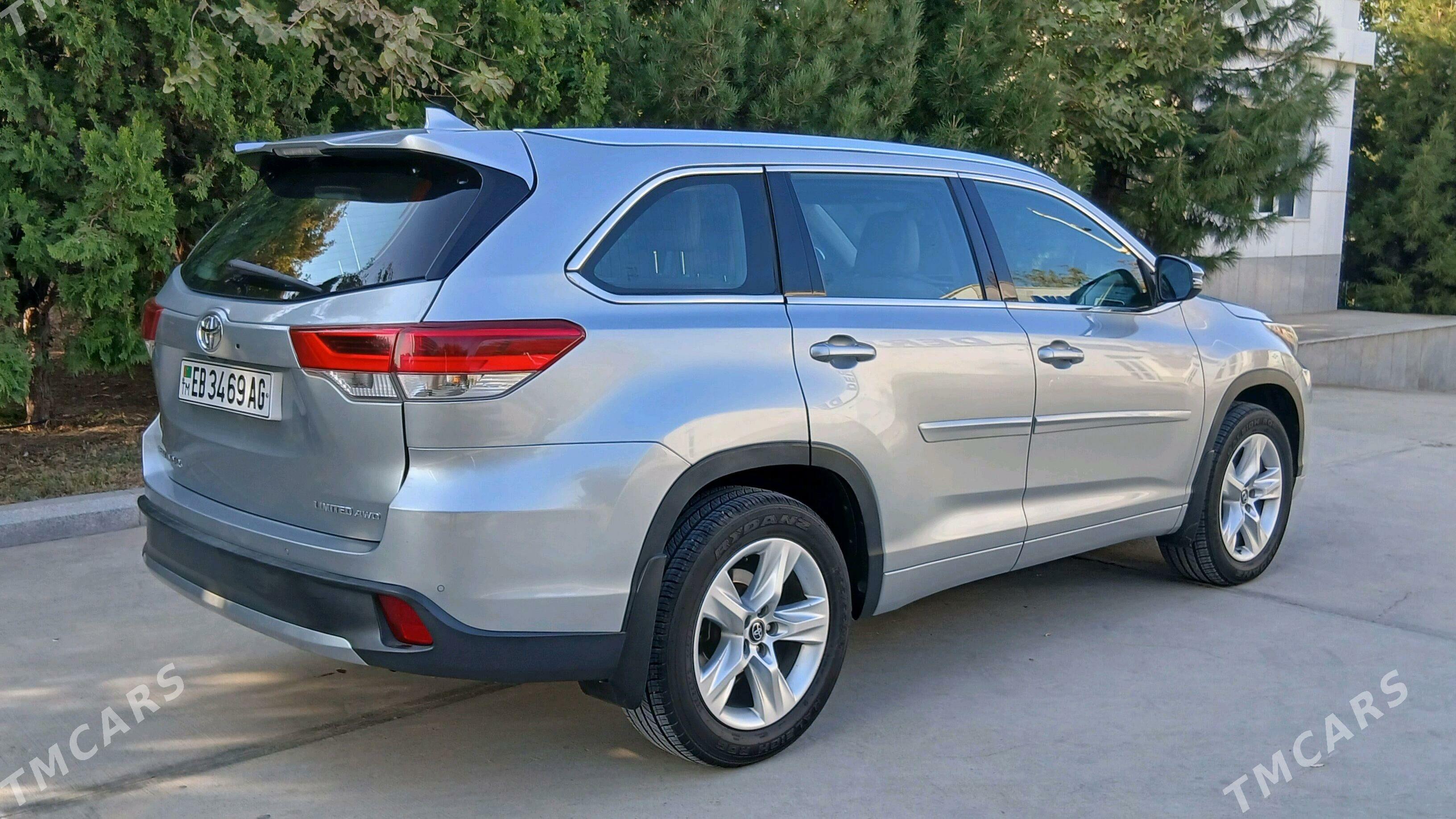 Toyota Highlander 2017 - 445 000 TMT - Aşgabat - img 5