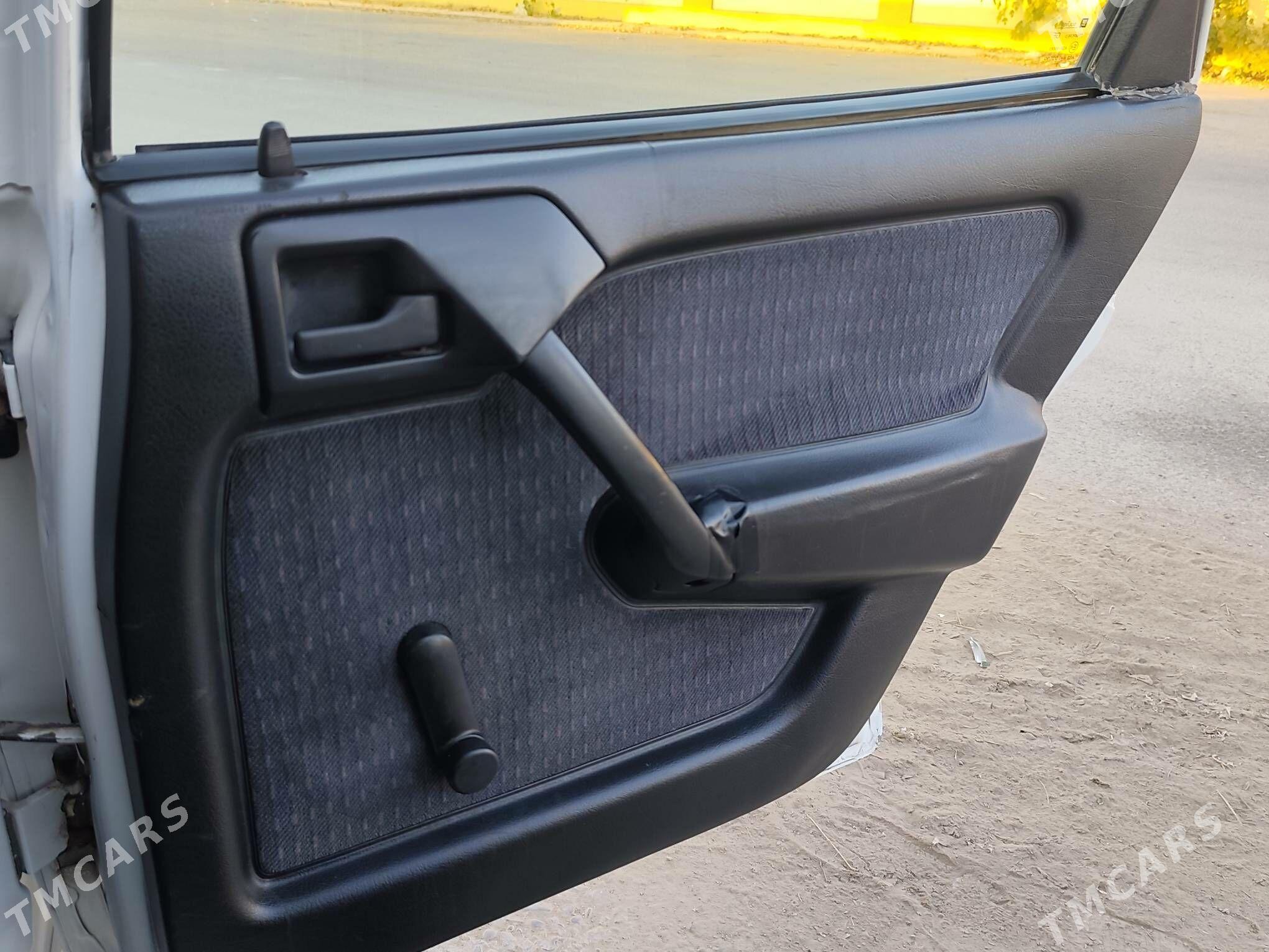 Opel Vectra 1993 - 50 000 TMT - Анев - img 4