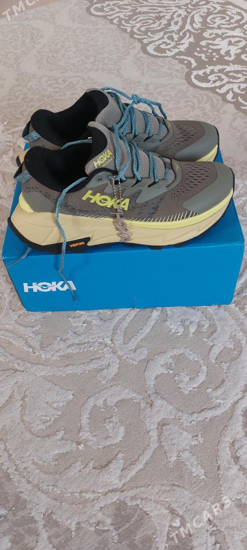 Кроссовки 42 размер - Балканабат - img 1