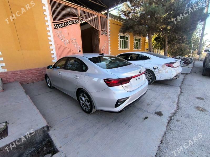 Kia Forte 2021 - 200 000 TMT - Теджен - img 4