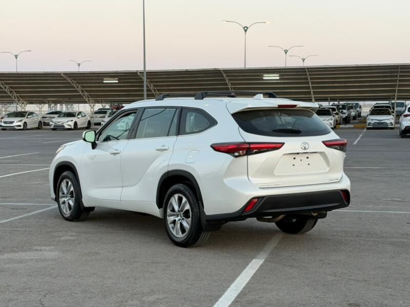 Toyota Highlander 2021 - 685 000 TMT - Aşgabat - img 3