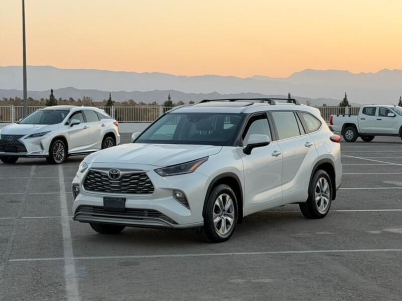 Toyota Highlander 2021 - 685 000 TMT - Aşgabat - img 2