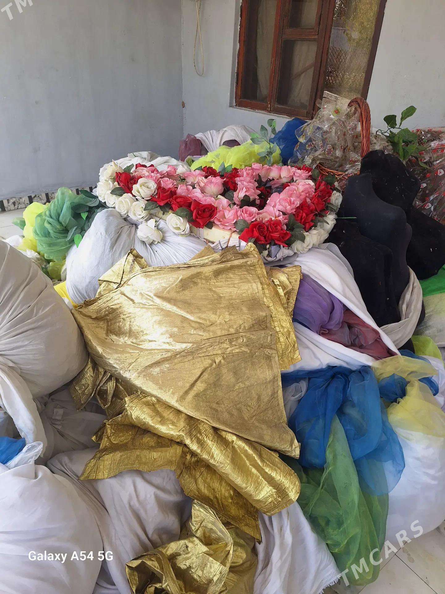 toy bezegleri - Гуртли - img 1