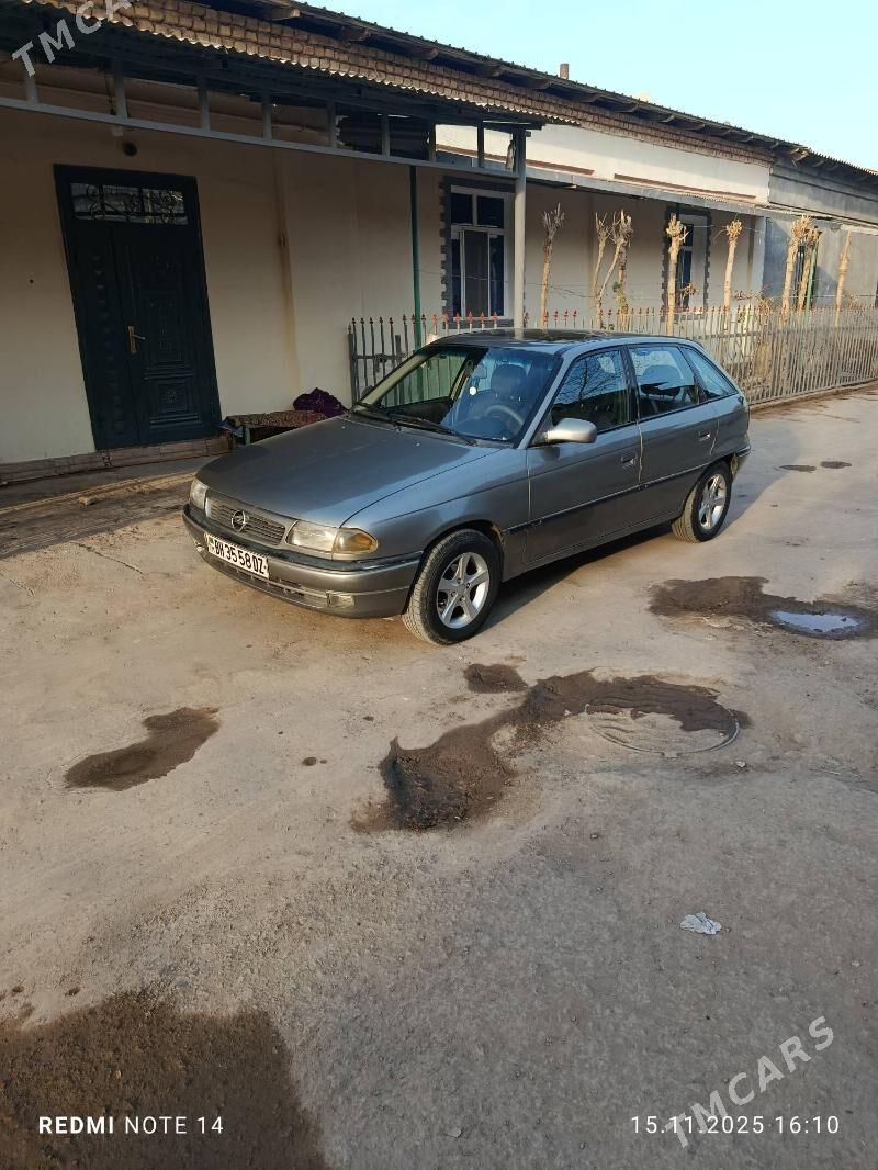 Opel Astra 1992 - 40 000 TMT - Дашогуз - img 4