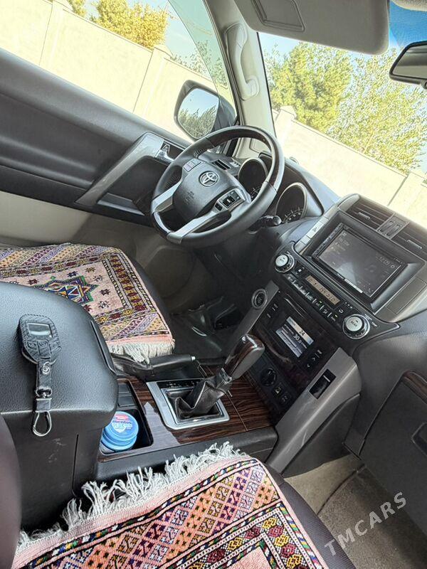 Toyota Land Cruiser Prado 2011 - 785 000 TMT - Мары - img 9