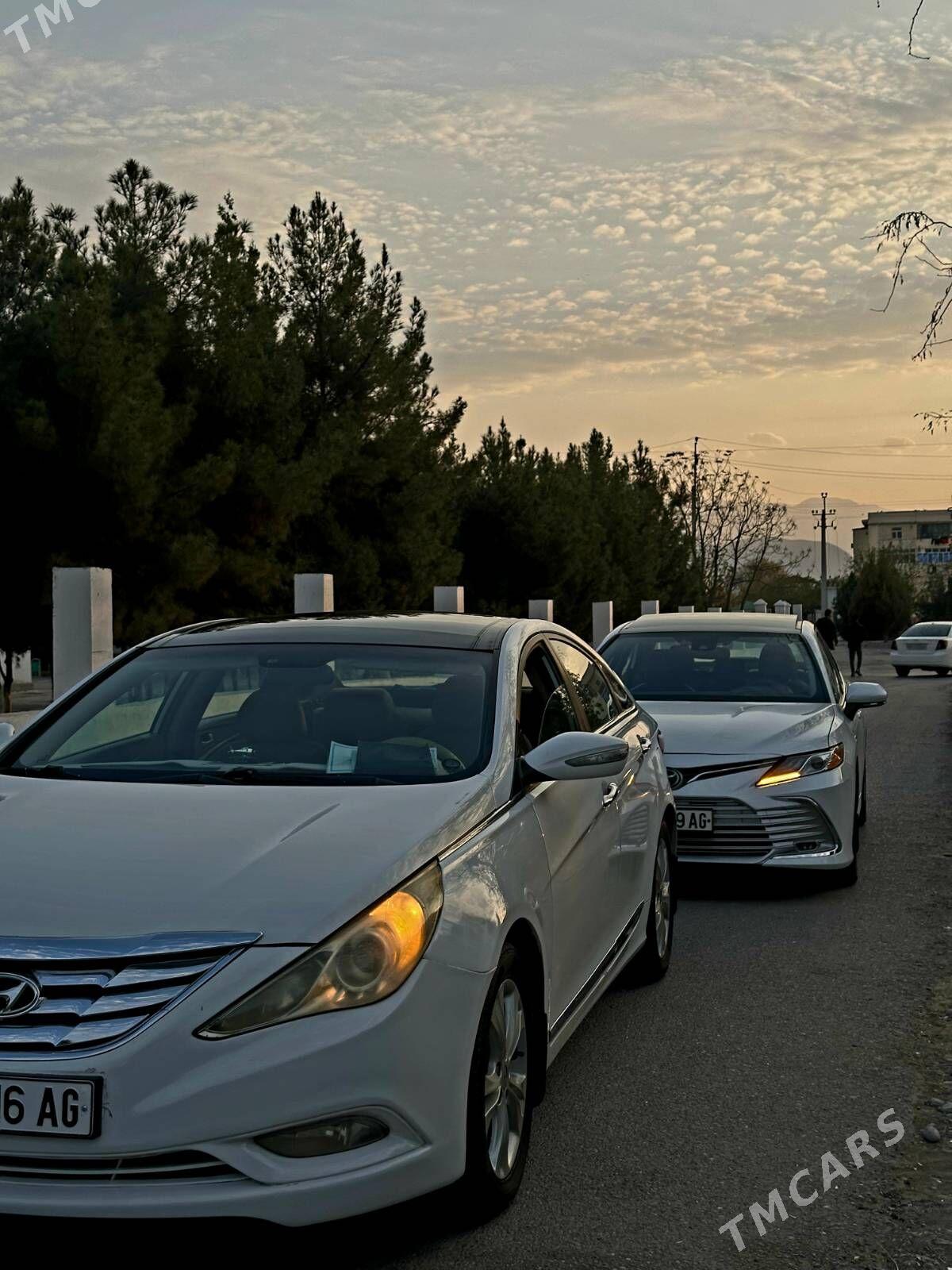 Hyundai Sonata 2010 - 180 000 TMT - Бузмеин - img 10