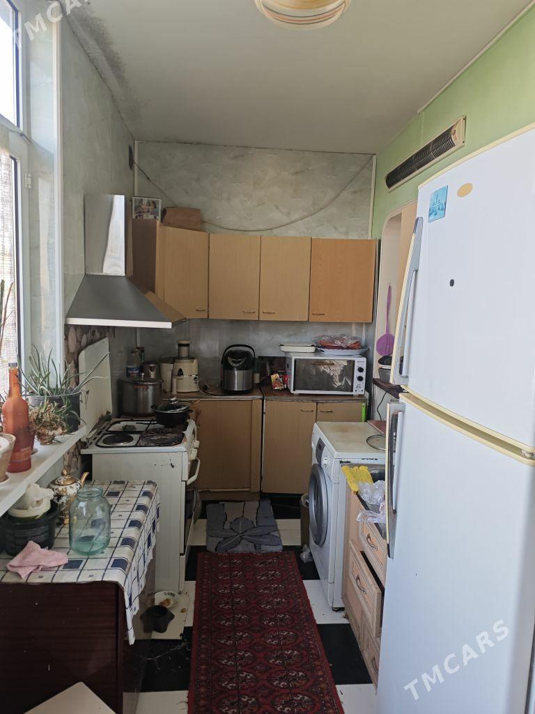 ПРОДАМ КВАРТИРУ 3 КОМНАТЫ - Туркменабат - img 3