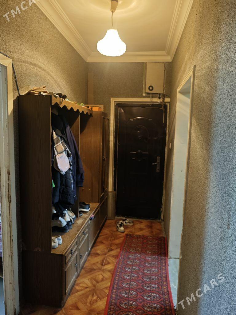 ПРОДАМ КВАРТИРУ 3 КОМНАТЫ - Туркменабат - img 6