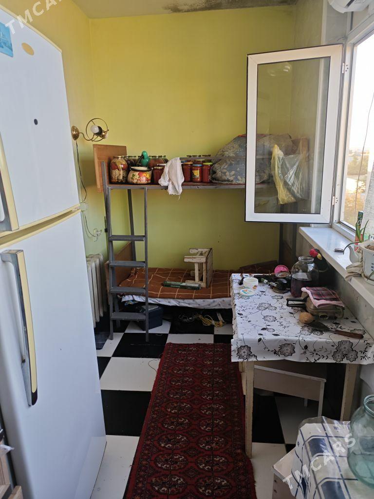 ПРОДАМ КВАРТИРУ 3 КОМНАТЫ - Туркменабат - img 4