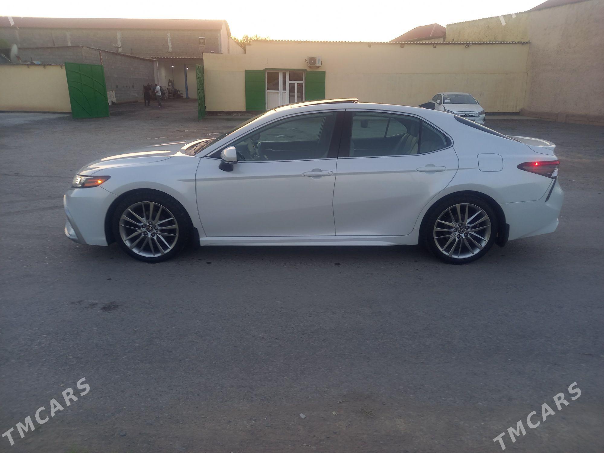 Toyota Camry 2021 - 400 000 TMT - Ашхабад - img 2