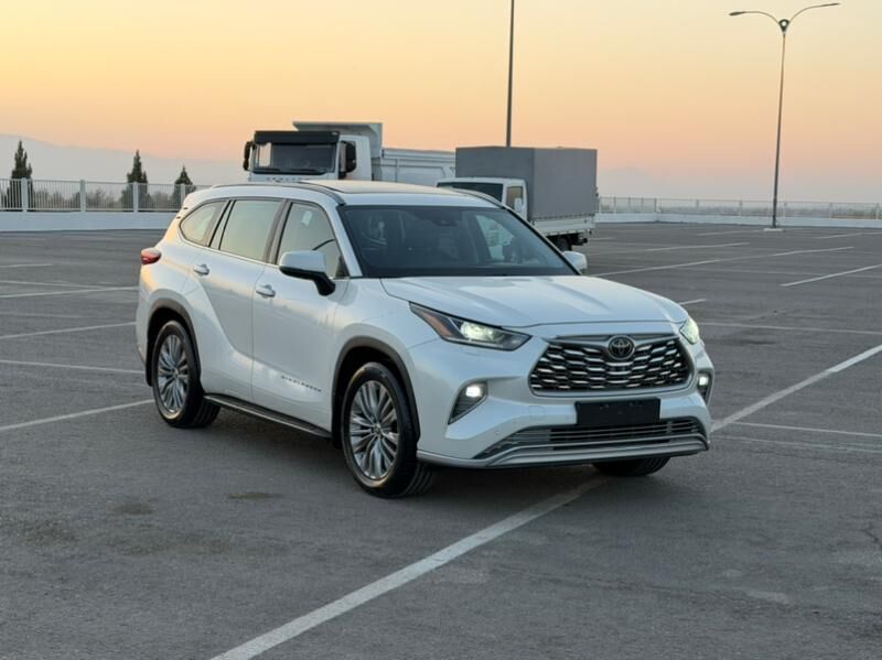 Toyota Highlander 2021 - 786 000 TMT - Aşgabat - img 2