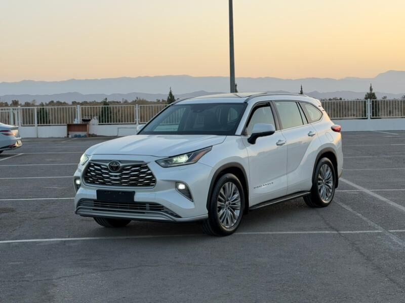 Toyota Highlander 2021 - 786 000 TMT - Aşgabat - img 10