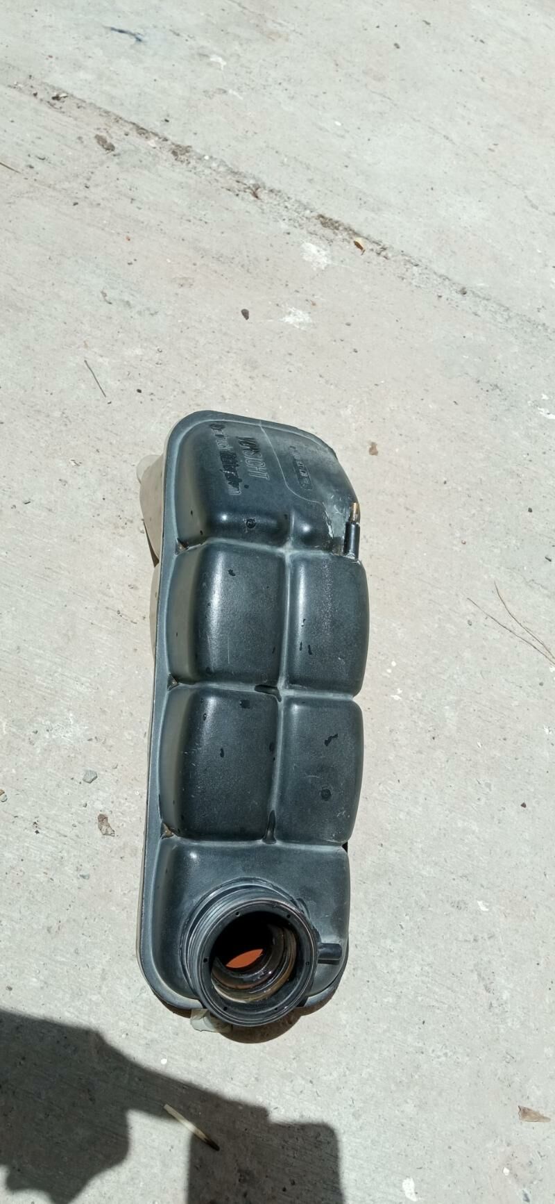 Расширительный бачок от Мерсед 200 TMT - Ашхабад - img 1