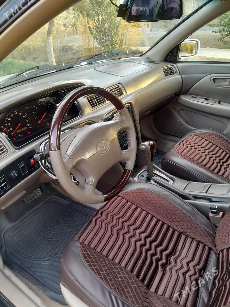 Toyota Camry 2000 - 177 000 TMT - Ёлётен - img 8