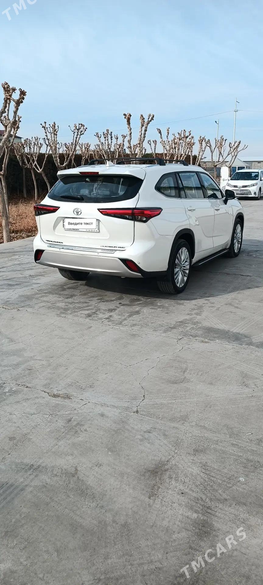 Toyota Highlander 2022 - 560 000 TMT - Мары - img 8