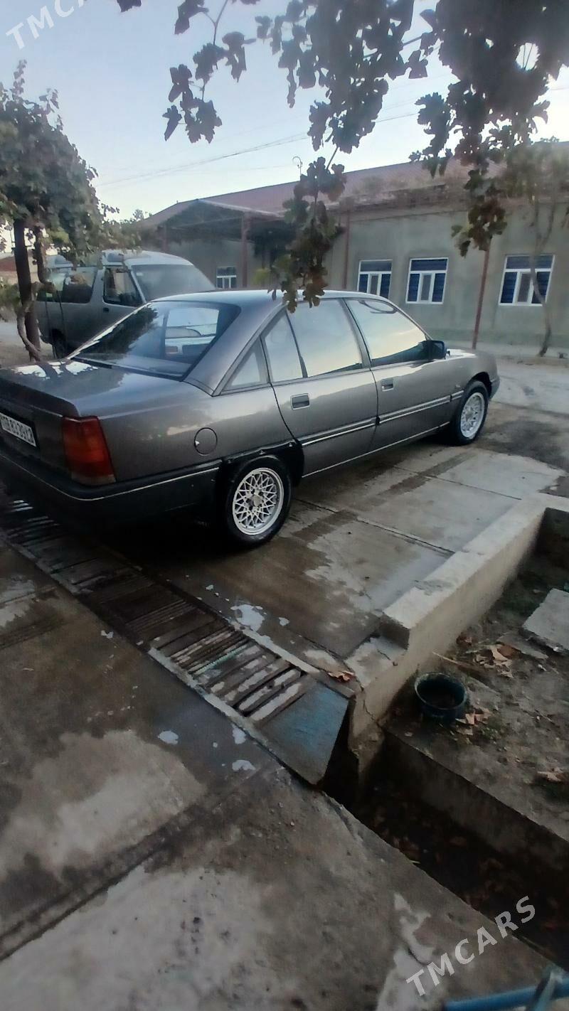 Opel Omega 1992 - 27 000 TMT - Саят - img 2