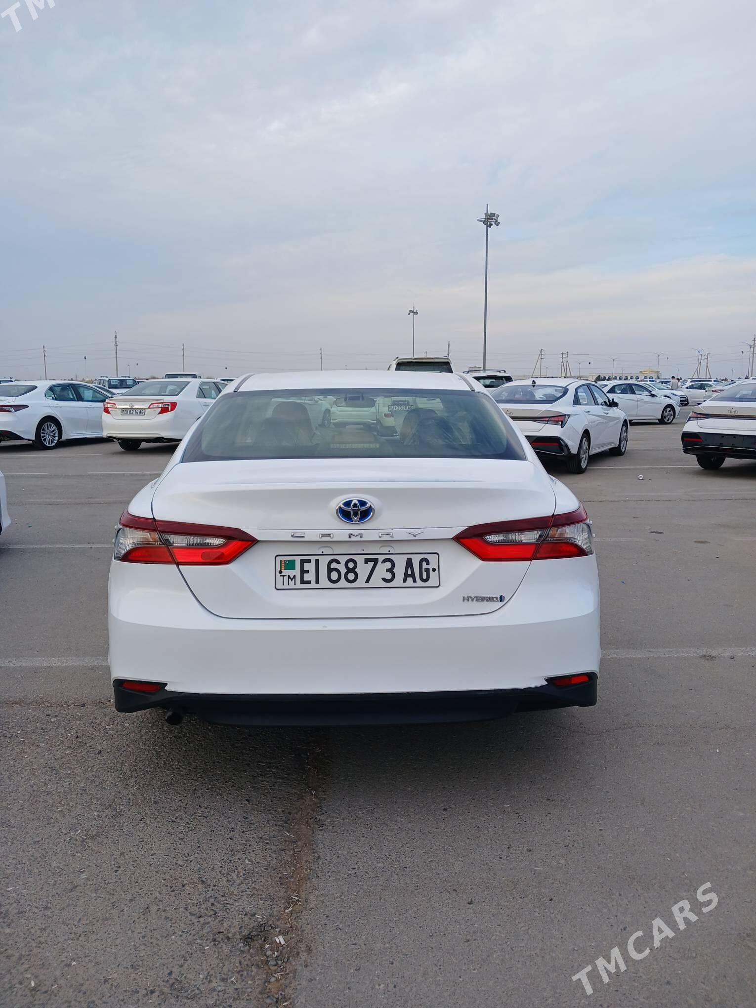 Toyota Camry Hybrid 2021 - 260 000 TMT - Aşgabat - img 2