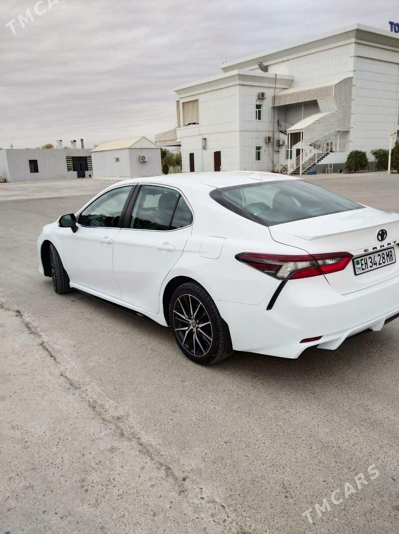 Toyota Camry 2021 - 340 000 TMT - Sakarçäge - img 8