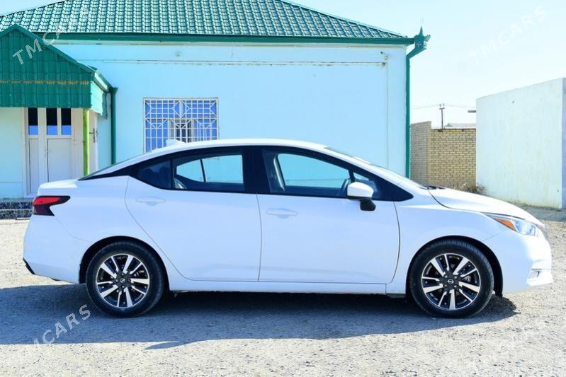 Nissan Versa 2022 - 199 000 TMT - Мары - img 5