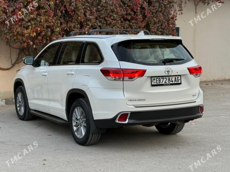 Toyota Highlander 2017 - 460 000 TMT - Aşgabat - img 2