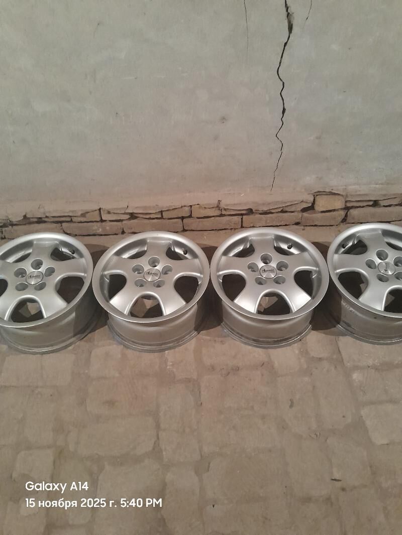 15 LIK DISKA 3 000 TMT - Гурбансолтан Едже - img 3