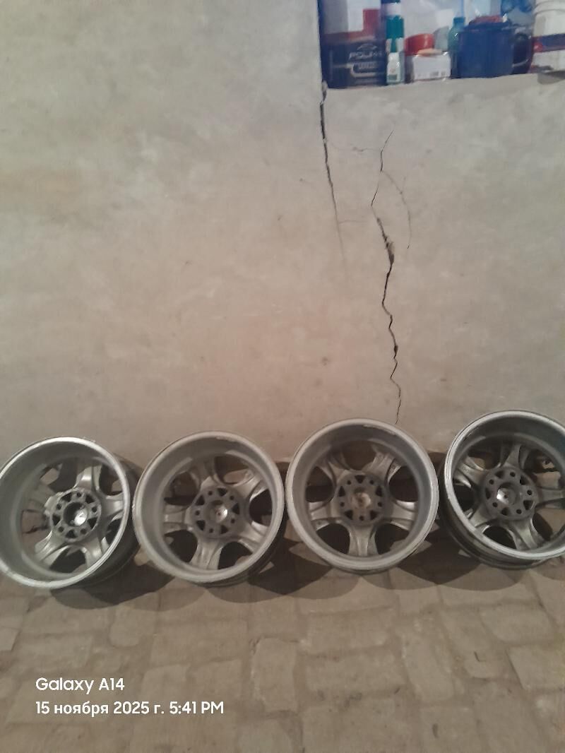 15 LIK DISKA 3 000 TMT - Гурбансолтан Едже - img 4