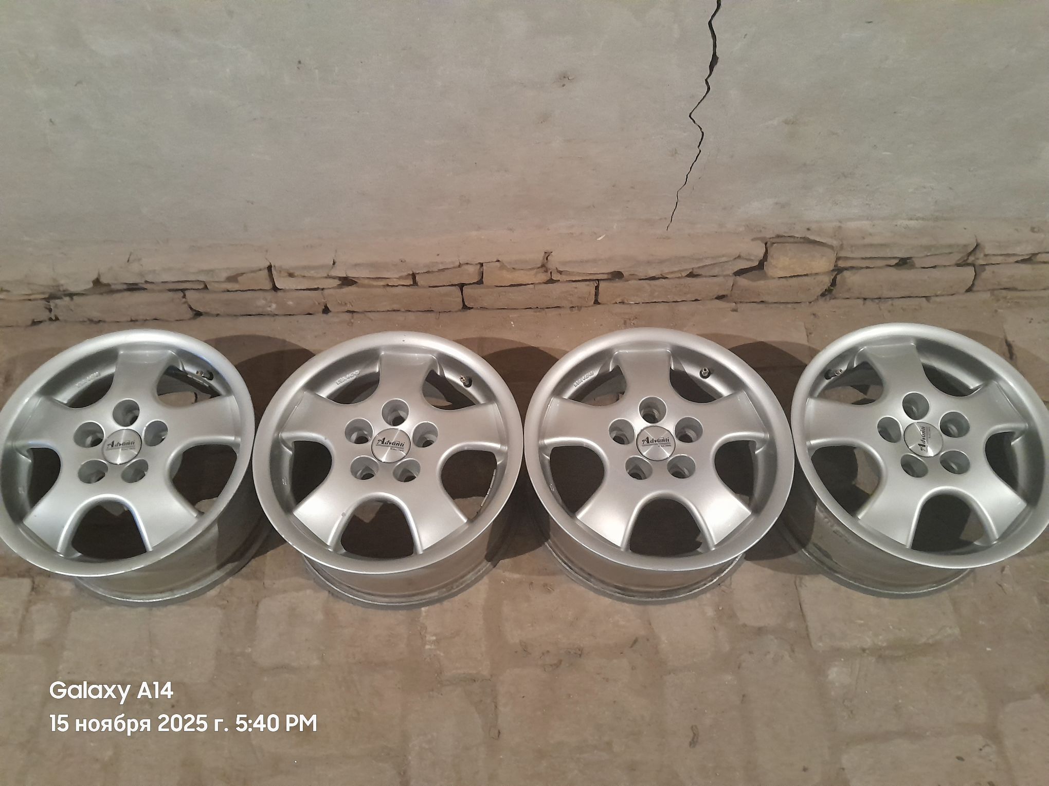 15 LIK DISKA 3 000 TMT - Гурбансолтан Едже - img 2