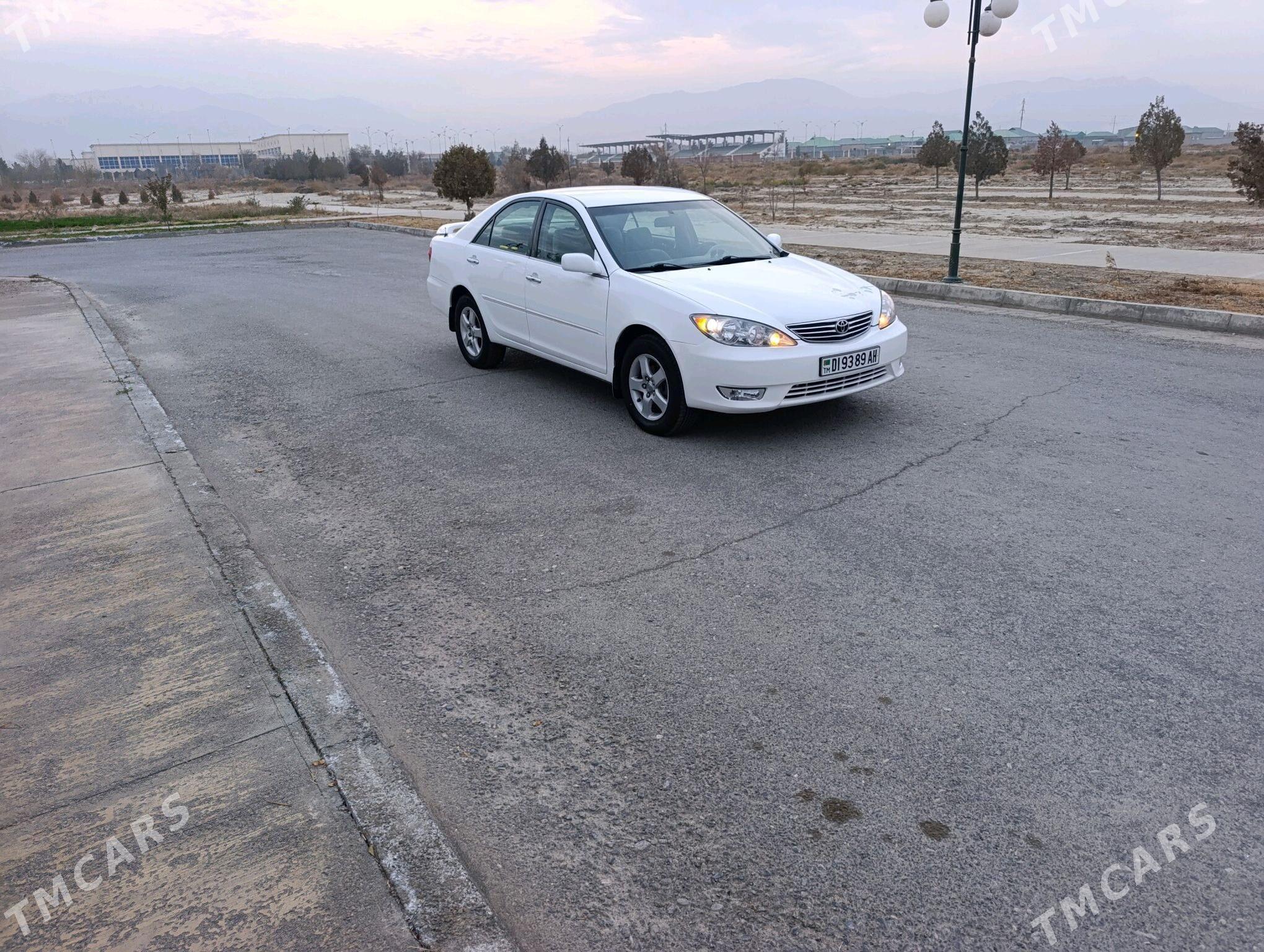 Toyota Camry 2003 - 172 000 TMT - Bäherden - img 2