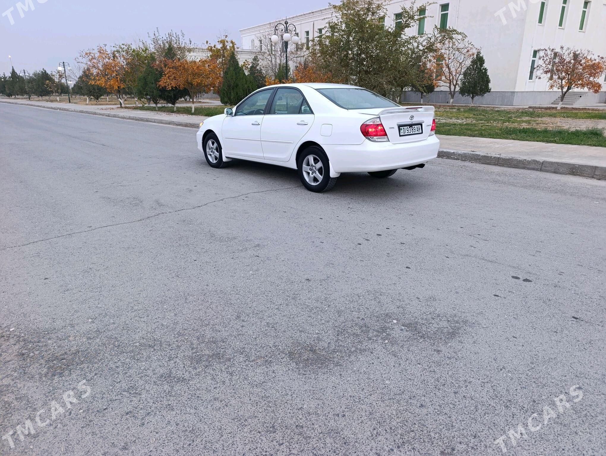 Toyota Camry 2003 - 172 000 TMT - Bäherden - img 3