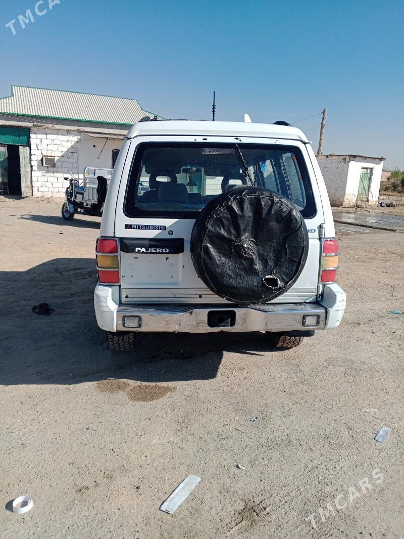 Mitsubishi Pajero 1992 - 60 000 TMT - Dostluk - img 3
