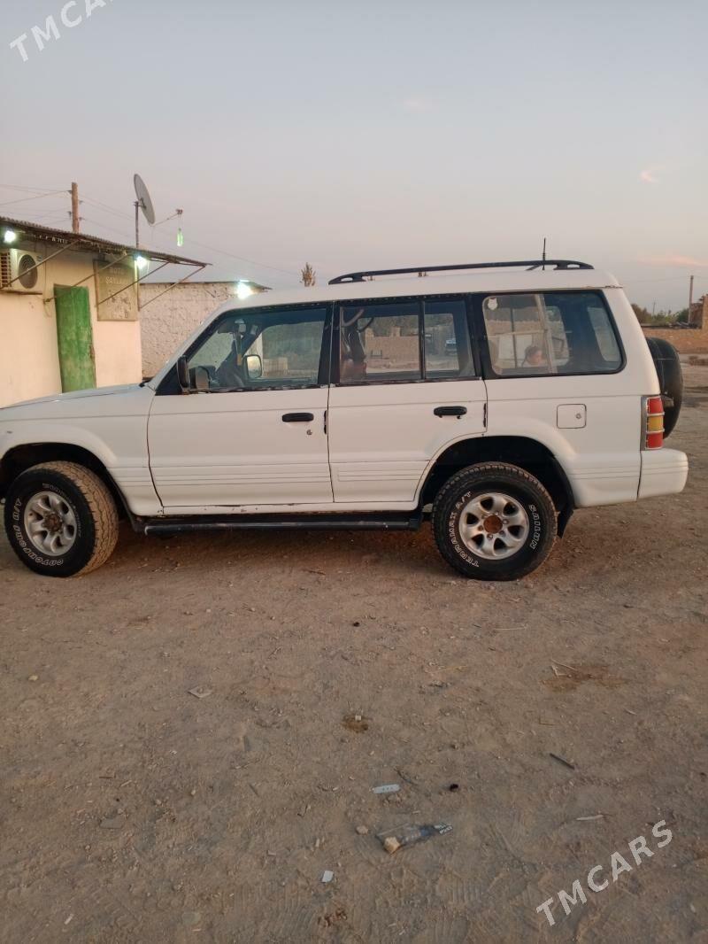 Mitsubishi Pajero 1992 - 60 000 TMT - Dostluk - img 5