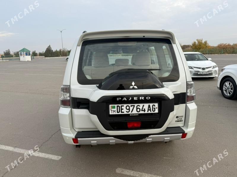 Mitsubishi Pajero 2017 - 360 000 TMT - Ашхабад - img 4