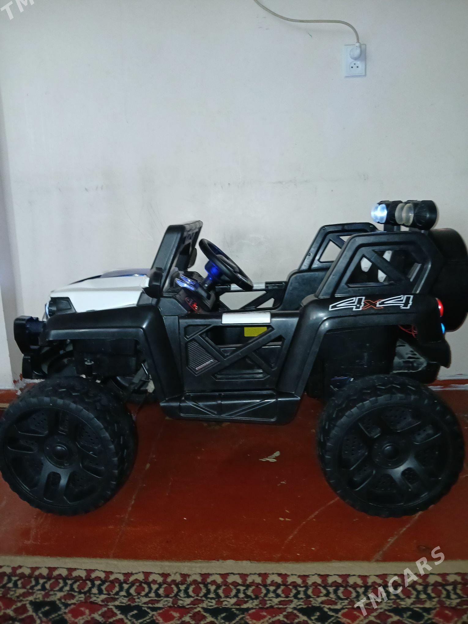 çaga maşyn - 30 мкр - img 2