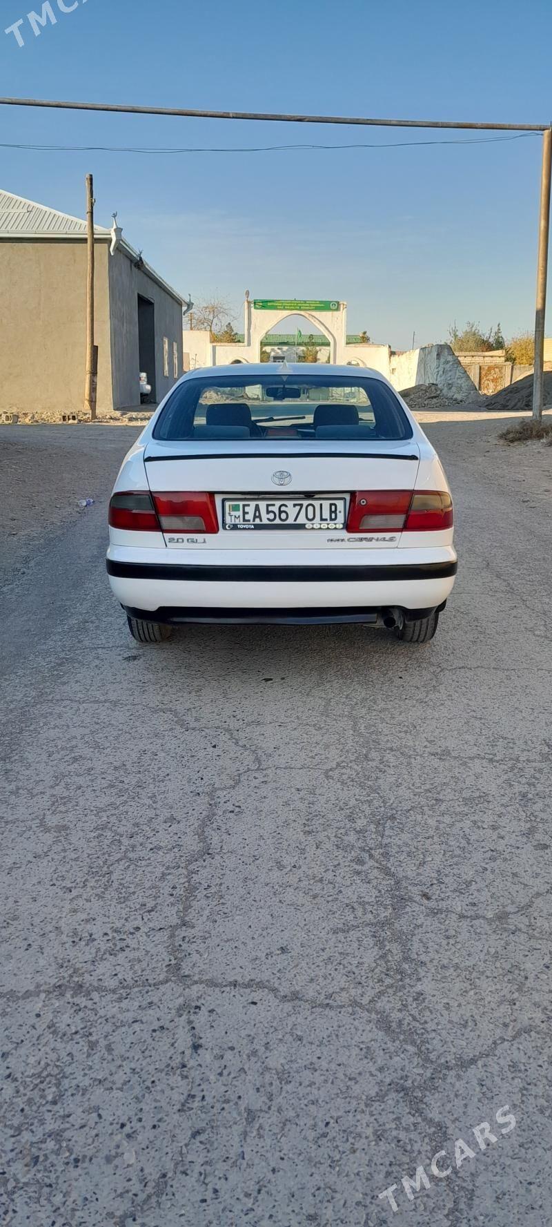 Toyota Carina 1996 - 60 000 TMT - Магданлы - img 3