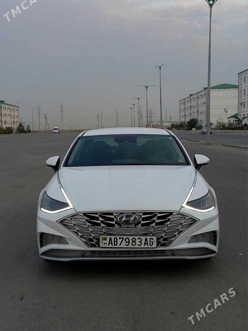 Hyundai Sonata 2022 - 290 000 TMT - Büzmeýin - img 2