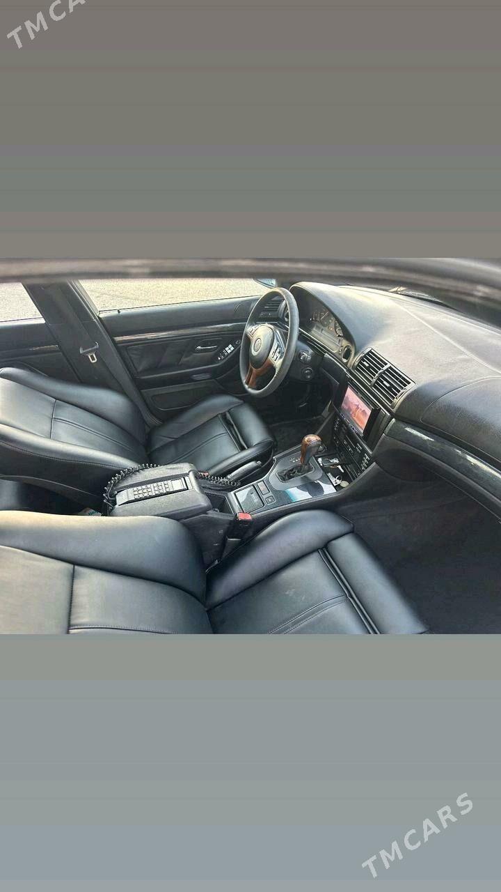 BMW E39 2000 - 150 000 TMT - Türkmenabat - img 6