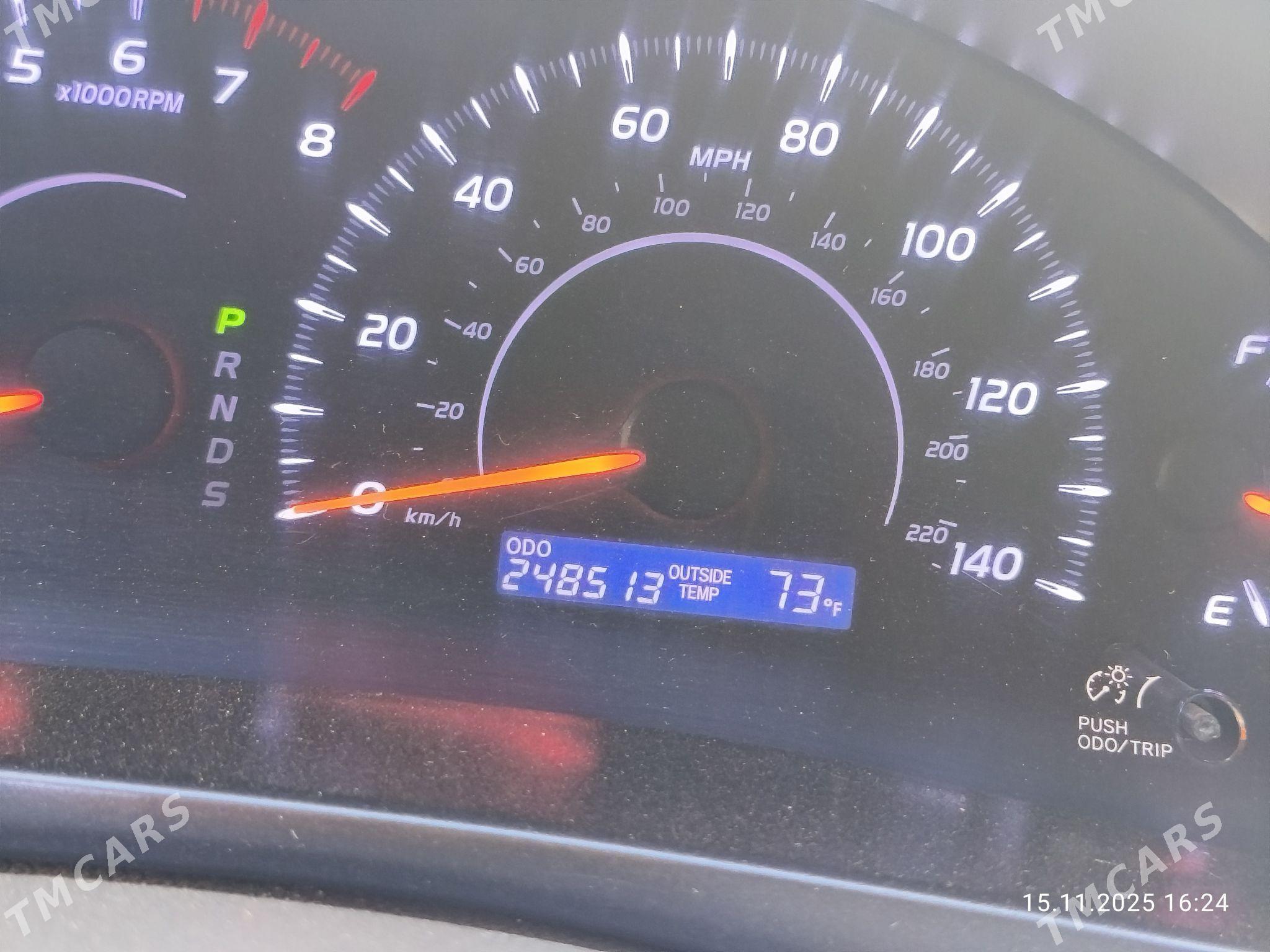 Toyota Camry 2011 - 180 000 TMT - Мары - img 4