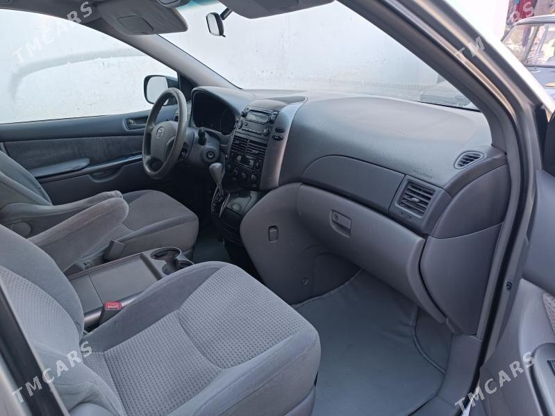 Toyota Sienna 2006 - 250 000 TMT - Туркменгала - img 5